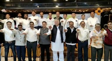 फैज़ाबाद: फैजाबाद केमिस्ट एंड ड्रजिस्ट एसोसिएशन का चुनाव हुआ संपन्न दिलाई गई शपथ