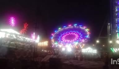 होशंगाबाद नगर: नर्मदा पुरम में पूर्णिमा के अवसर पर हजारों श्रद्धालुओं ननर्मदा स्नान कर  रामजी बाबा समाधी पर चढ़ाया प्रसाद