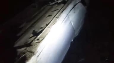 रायबरेली: डिघिया चौराहे पर तेज रफ्तार कार अनियंत्रित होकर दो दुकानों में टक्कर मारते हुए पलटी, चार लोग जख्मी