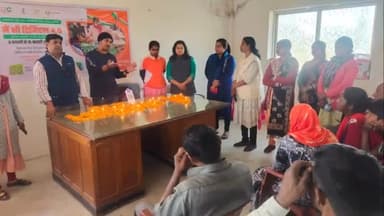 हज़ारीबाग: नगर निगम सभागार में डिजिटल कैशलेस को बढ़ावा देने के लिए कार्यक्रम का किया गया आयोजन