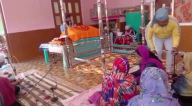 खुरई: संत कवर दास वार्ड स्थित सिंधी गुरुद्वारे में सुखमनी साहिब पाठ और भजन कीर्तन का हुआ आयोजन