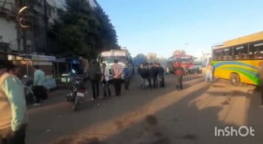 गुना नगर: दो यात्री बसों से बैटरी और जैक चोरी, एक ड्राइवर के ₹5000 रू व एक यात्री का मोबाइल भी हुआ चोरी थाना में की शिकायत