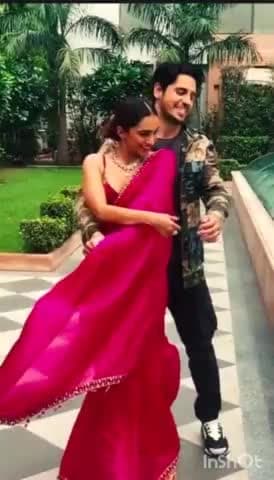 जैसलमेर: सूर्यागढ़़ होटल में कियारा-सिद्धार्थ क शादी समारोह हुआ शुरू, कियारा के हाथों में लगाई गई मेंहदी