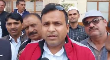 शामली: जिला कांग्रेस कमेटी के पदाधिकारियों ने कलेक्ट्रेट पहुंचकर राष्ट्रपति के नाम डीएम को सौंपा ज्ञापन: कांग्रेस जिलाध्यक्ष