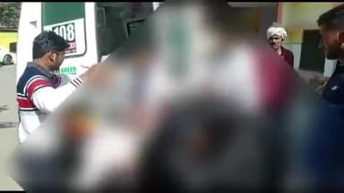 धनौरा: गजरौला नेशनल हाईवे किनारे स्थित बीकानेर होटल के पास तेज रफ्तार अज्ञात वाहन की टक्कर से बाइक सवार घायल, हालत गंभीर