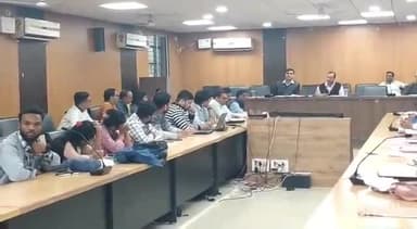 मुशहरी: समाहरणालय में नीति आयोग के द्वारा चलाए जा रहे आकांक्षी जिला कार्यक्रम की समीक्षा बैठक हुई आयोजित