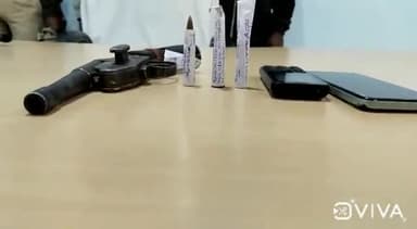 उदवंत नगर: सुढनी मोड़ से दो युवक को पुलिस ने वाहन चेकिंग के दौरान हथियार के साथ गिरफ्तार किया।