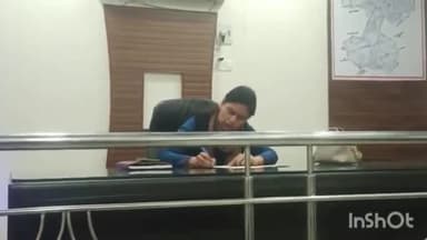 मोहम्मदी: मोहम्मदी नगर पालिका परिषद की अधिशासी अधिकारी गुंजन गुप्ता ने नगरपालिका सभागार में पत्रकारों के साथ की प्रेस वार्ता