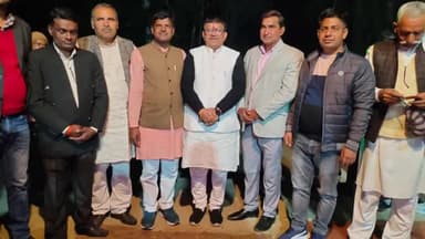 #हसनपुर_विधानसभा42 के ग्राम कालाखेडा में निवर्तमान क्षेत्रीय मंत्री भाजपा सतवीर जी की पुत्री के विवाह में सम्मिलित हुए ।