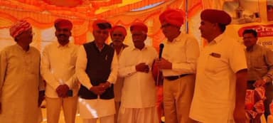 बाड़मेर: गौ सेवा आयोग अध्यक्ष एवं विधायक मेवाराम जैन ने श्री आईमाता मंदिर आदर्श ढूंढा के पाटोत्सव कार्यक्रम में शिरकत की