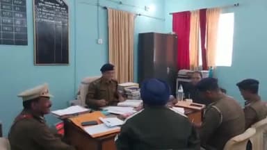 कांके: बुंडू थाने में डीएसपी ने की अपराध समीक्षा बैठक, थाना प्रभारी को दिए गए कई निर्देश