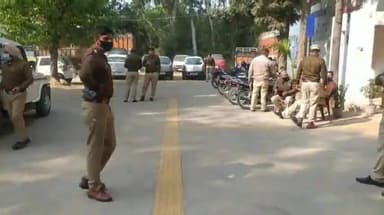 मोरनी: गली में मारपीट कर जान से मारने की धमकी देने व बैग छीनने की शिकायत पर पिंजौर पुलिस थाने में किया गया मामला दर्ज