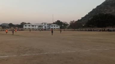 मोहम्मदगंज: सिंचाई विभाग खेल मैदान में आयोजित फुटबॉल टूर्नामेंट में कबरा ने बरेवा को 1-0 से किया पराजित