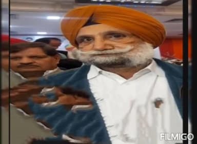 कांग्रेस के कार्यक्रम में पीसीसी चीफ गोविंद डोटासरा ने कहा कि बीजेपी में सब मुख्यमंत्री पद के दावेदार हैं।