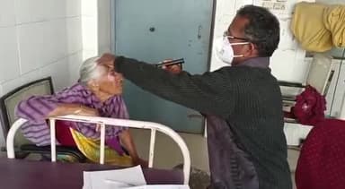 जहानाबाद: सदर अस्पताल परिसर में मोतियाबिंद की जांच को लेकर लगाया गया शिविर, काफी संख्या में लोगों ने पहुंचकर कराई जांच