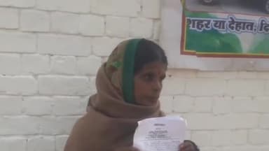 गोंडा: जवाहर नगर की महिला ने दबंगों पर दूल्हमपुर बनकटवा में खेत में लगी गेहूं की खड़ी फसल को खराब करने का लगाया आरोप, की शिकायत