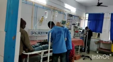 जमुई: पूर्णाखैरा के पास खड़े ट्रैक्टर में बाइक सवार छात्र ने मारी टक्कर, गंभीर अवस्था में सदर अस्पताल से किया गया पटना रेफर
