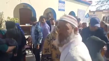 #लालपुर पुल के पास मिली परवेज नाम के व्यक्ति की #लाश परिवार के लोग पहुंचे #किच्छा #कोतवाली देखें क्या है पूरा मामला