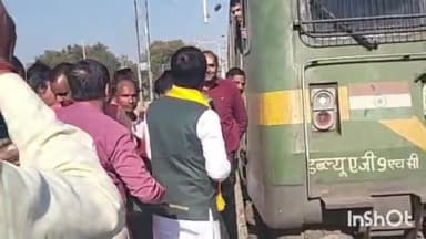 सिंगरौली: 248 तीर्थ जनों को दर्शन हेतु देवसर विधायक व कलेक्टर ने सरई ग्राम रेलवे स्टेशन से ट्रेन को हरी झंडी दिखाकर किया रवाना