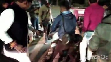 हुज़ूर: मिनाल रेसीडेंसी के पास सड़क हादसे में घायल बाइक सवार को मंत्री सारंग ने एम्बुलेंस से पहुंचवाया अस्पताल