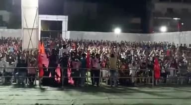 सार्वजनिक कार्यक्रम में डॉ प्रवीण तोगड़िया संस्थापक अध्यक्ष अंतरराष्ट्रीय हिन्दू परिषद राष्ट्रीय बजरंगदल