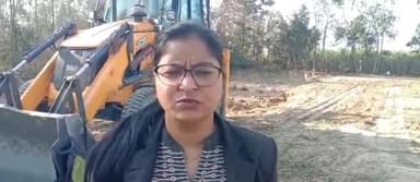 जसपुर: SDM सीमा विश्वकर्मा ने जानकारी दी कि ग्राम राजपुर में हो रहे अवैध खनन को लेकर एक डंपर व एक जेसीबी मशीन को सीज किया गया