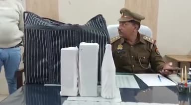 कानपुर: सेंट्रल रेलवे स्टेशन पर GRP ने 45 विदेशी शराब की बोतलों के साथ युवक को किया गिरफ्तार