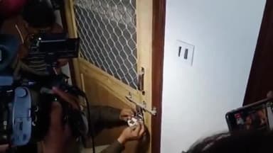 कानपुर: गैंगस्टर एक्ट में आरोपी सपा विधायक इरफान सोलंकी व उससे जुड़े लोगों की संपत्ति को कानपुर पुलिस ने किया सीज