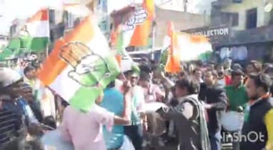 राघोगढ़: नगर पालिका राधौगढ़ में विजय साहू 16 वोट से जीत दर्ज कर बने नगर पालिका अध्यक्ष, मनाया गया जश्न