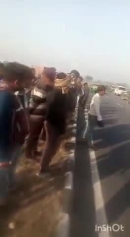 एटा: कोतवाली देहात के दुल्हापुर के पास बिरामपुर में शादी में आए 58 वर्षीय साइकिल सवार को अज्ञात वाहन ने मारी टक्कर, हुई मौत