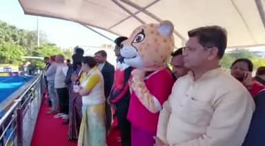 ग्वालियर गिर्द: खेलो इंडिया यूथ गेम्स के दौरान खेल मंत्री यशोधरा राजे सिंधिया पहुंची कंपू, खेल परिसर में देखा हॉकी मैच