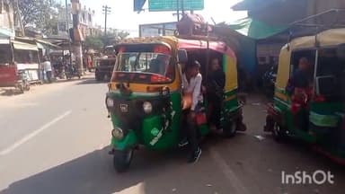 सादाबाद: मुरसान चौराहे पर तेज गति से आ रहे टेम्पो ने छात्रा में मारी टक्कर, गंभीर रुप से हुई घायल