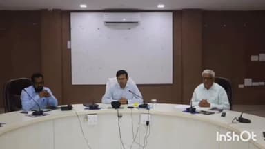 होशंगाबाद नगर: कलेक्ट्रेट सभाकक्ष में जल जीवन मिशन के अंतर्गत नल जल योजना की ग्राम वार समीक्षा बैठक का हुआ आयोजन