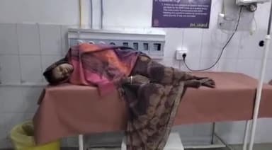 जमुई: चट्टी खीलार गावं मे दबंगो द्वारा एक महिला को मारपीट कर किया घायल, सदर अस्पताल में भर्ती