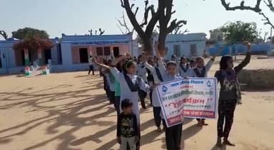 नागौर: ग्राम सितावत,परबतसर मे #कृषक_सेवा_संस्थान के द्वारा #जल_जीवन_मिशन की जागरुकता हेतु #स्कूल_रैली का आयोजन।