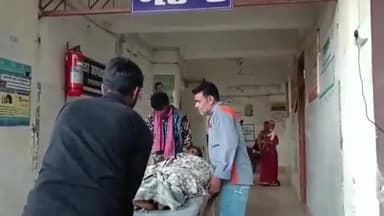 देवघर: पत्थर घटिया गांव में एक महिला खाना बनाने के क्रम में आग से झुलसी, इलाज हेतु लाया गया सदर अस्पताल