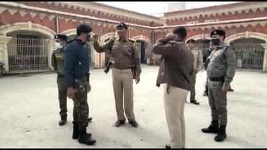 दरभंगा: दरभंगा के 6 केंद्रों पर वार्षिक माध्यमिक परीक्षा दो पालिया  में लेकर हुई बैठक परीक्षा केंद्रों की निगरानी