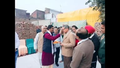 जगाधरी: हरियाणा के शिक्षा मंत्री चौधरी कंवर पाल में जगाधरी के संत बाबाधीर मल मंदिर में 11लाख रुपए की ग्रांट देने की घोषणा की