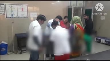 मैनपुरी: ओडन में कूड़े में लगाई गई आग के पास से गुज़रते समय चपेट में आने से मासूम बच्ची झुलसी, ज़िला अस्पताल में कराया गया भर्ती