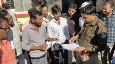 गोटेगांव: ऊजर बगलई में उल्लू ने की विद्युत सप्लाई बंद, उपभोक्ता ने लाइनमैन को सुनाई गालियां व जूता मारने की दी धमकी