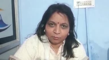 हरिद्वार: रानीपुर मोड़ पर आप पार्टी महिला मोर्चा की प्रदेश अध्यक्ष हेमा भंडारी ने भाजपा सरकार को बताया अंधी सरकार