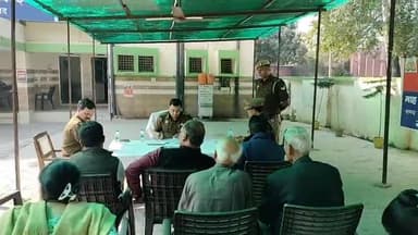 मुरादाबाद: थाना सिविल लाइन में समाधान दिवस का किया गया आयोजन, सीओ की अध्यक्षता में सुनी गई लोगों की समस्याएं