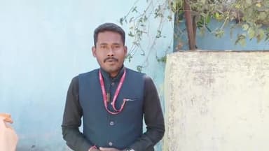 जगदलपुर: विधायक जैन ने तितिरगांव के हायर सेकंडरी स्कूल में छात्राओं को सरस्वती सायकिल वितरण योजनान्तर्गत सायकिल वितरित किया