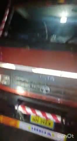 एटा: गाँव पुठिया के पास कानपुर से दिल्ली जा रही रोडवेज बस खड़े कैंटर में पीछे से टकराई, रोडवेज बस में सवार 9 यात्री हुए घायल