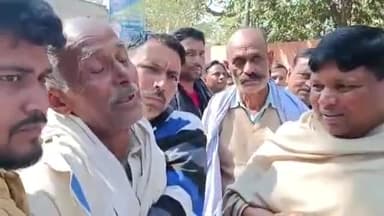 देवघर: देवघर में हुए दो पुलिसकर्मियों की हत्या के बाद सदर अस्पताल पहुंचे कृषि मंत्री, कहा- दोषियों को मिलेगी सजा