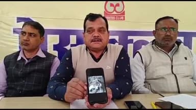 गोरखपुर: जबरन दीवार गिराने के मामले में पीड़ित व्यक्ति ने जर्नलिस्ट प्रेस क्लब पर प्रेसवार्ता कर लगाई न्याय की गुहार