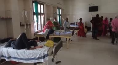 खुरई: मुकारमपुर गांव में एक आरोपी ने 70 वर्षीय व्यक्ति से मारपीट कर किया घायल, पुलिस ने किया मामला दर्ज