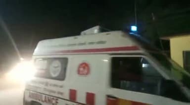 चंदौली: पड़या गांव के समीप अनियंत्रित होकर गिरा बाइक सवार युवक गंभीर रूप से हुआ घायल, जिला अस्पताल में कराया गया भर्ती