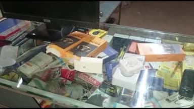 बेमेतरा: नवीन बाजार के पास स्थित एक मोबाइल दुकान में हुई चोरी, पुलिस ने दर्ज किया मामला