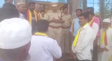 ಗದಗ: ರಾತ್ರಿ 11 ರವರೆಗೆ ಅಂಗಡಿ ತೆರೆಯಲು ಅವಕಾಶ ಕಲ್ಪಿಸುವಂತೆ ಆಗ್ರಹಿಸಿ ಎಸ್‌ಪಿಗೆ ಮನವಿ